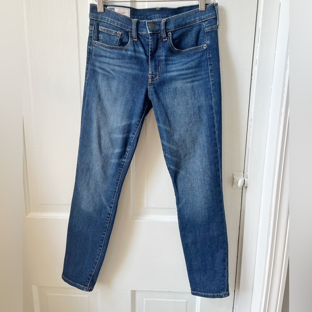 Gap Women's True Skinny Mid-Rise Jeans Size 25/2P Dark Wash